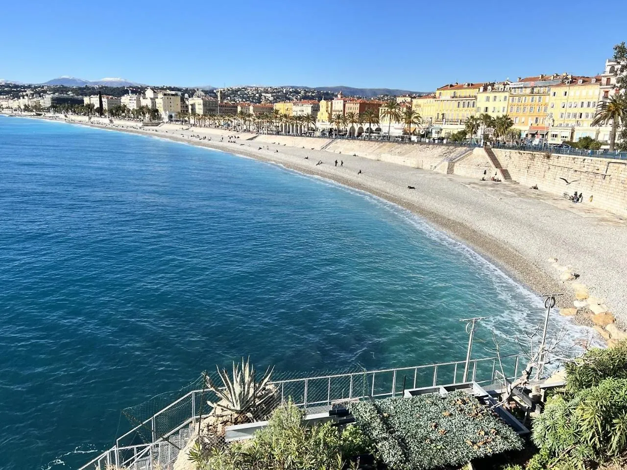 John Homestay Room In Nizza 0*,  Francia